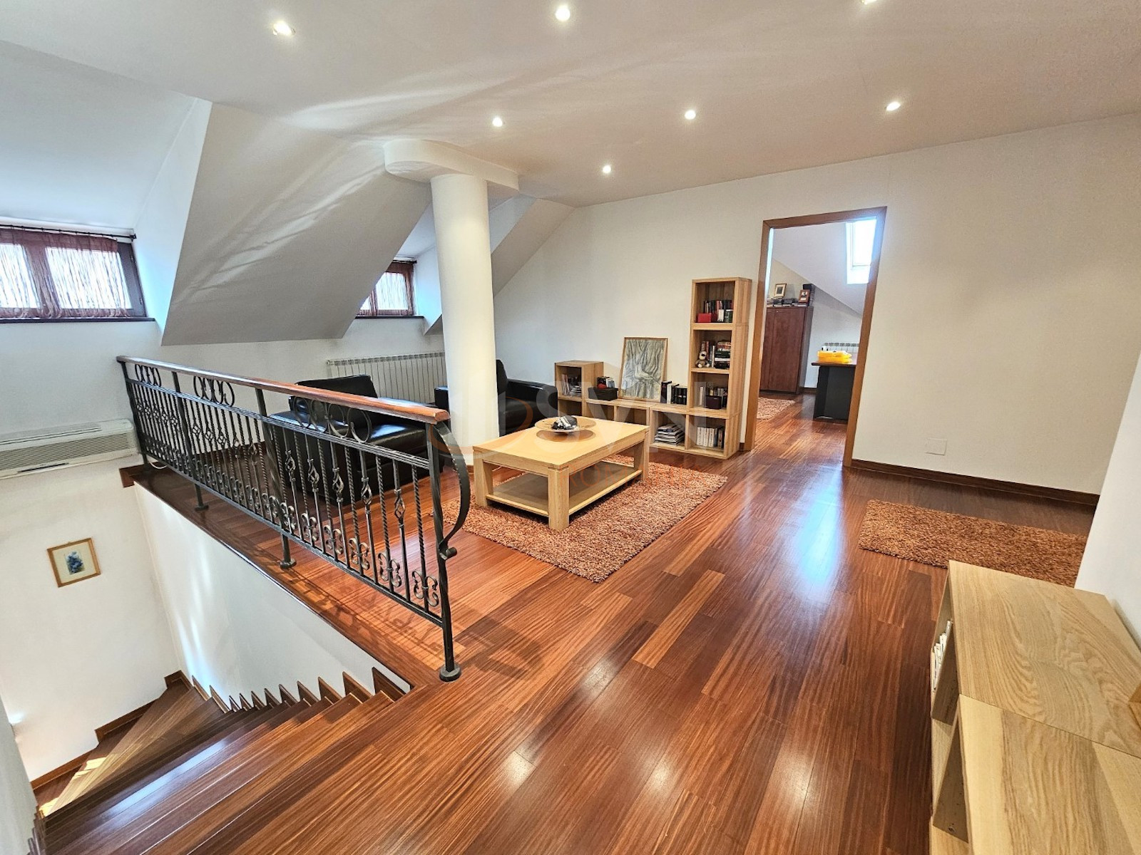 Casa, 7 camere Bucuresti/Baneasa