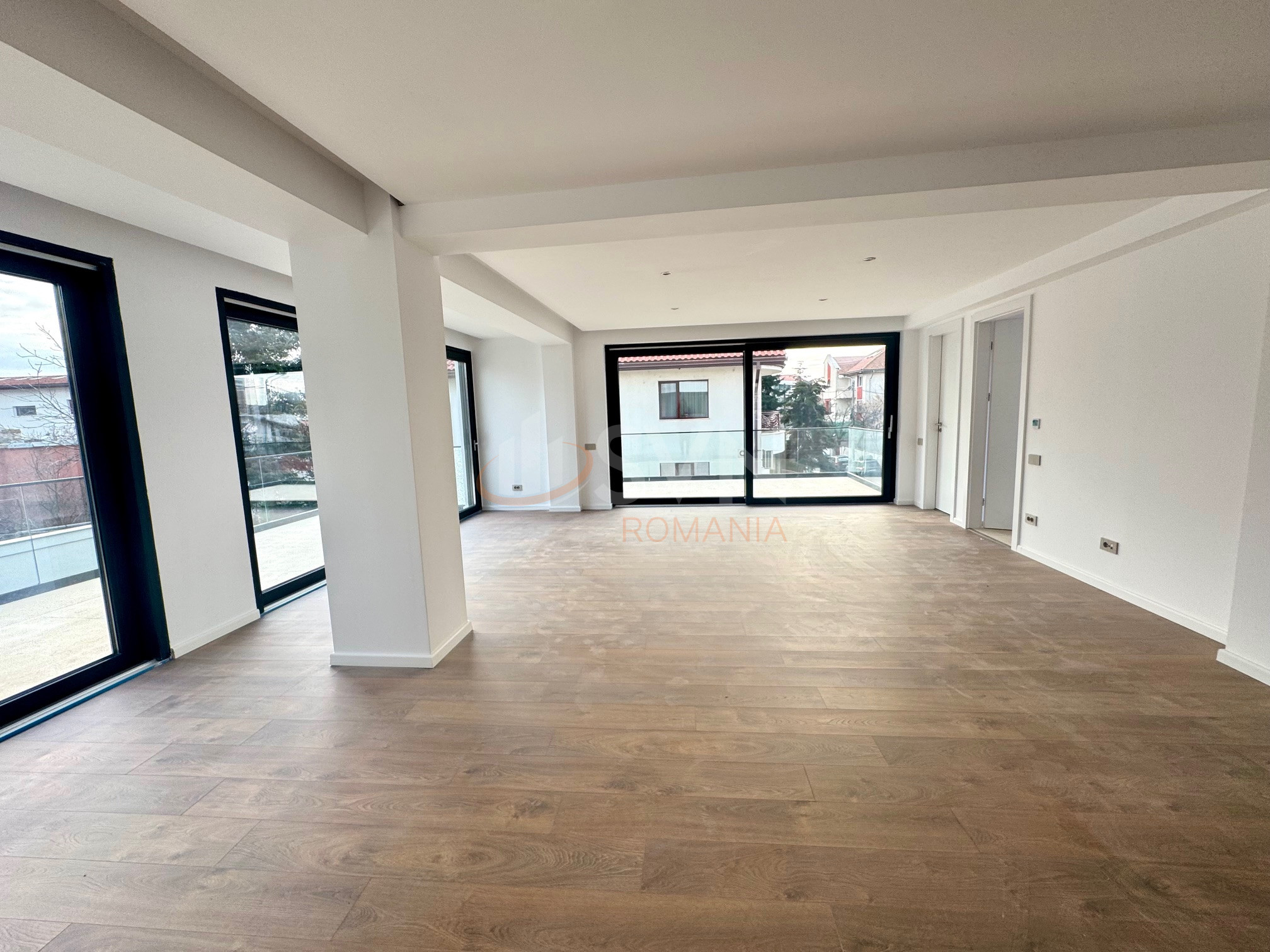 Casa, 7 camere Bucuresti/Baneasa