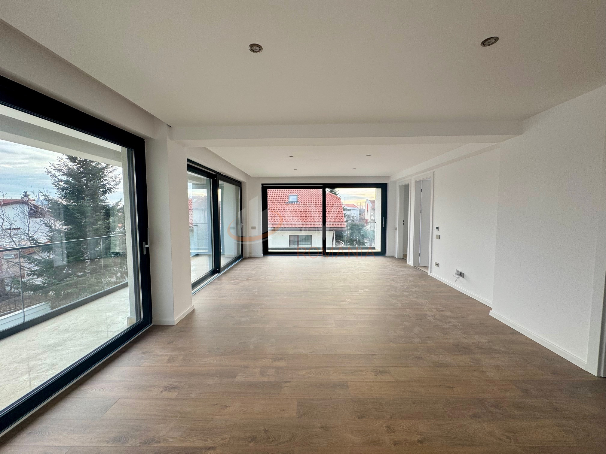 Casa, 7 camere Bucuresti/Baneasa