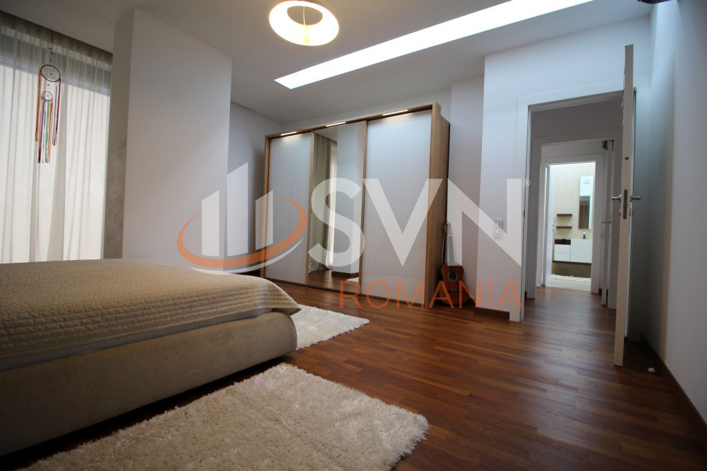 Casa, 7 camere Bucuresti/Damaroaia