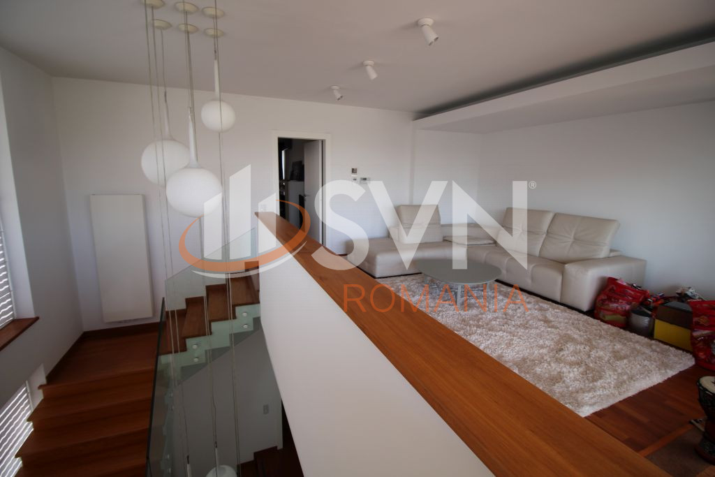 Casa, 7 camere Bucuresti/Damaroaia