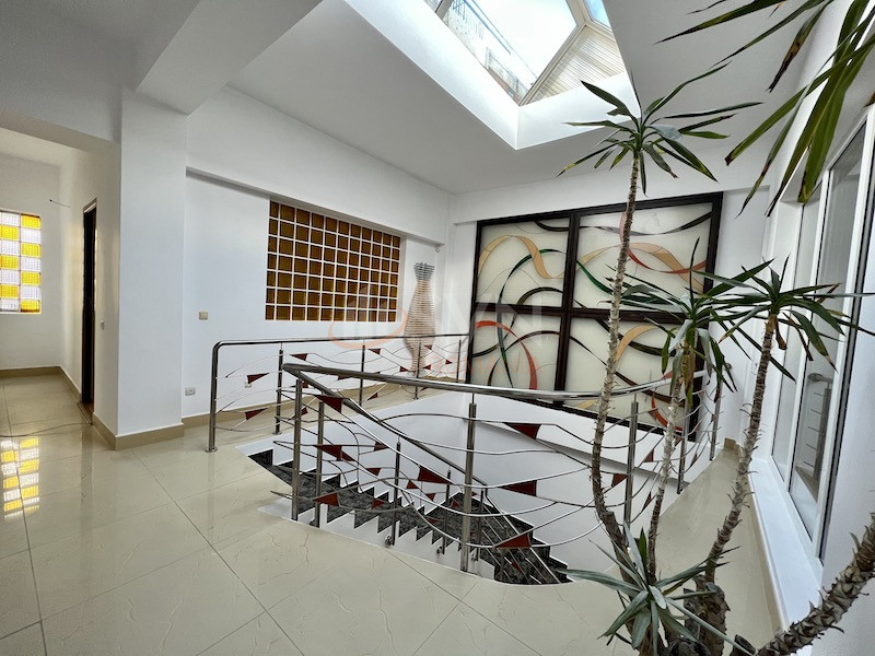 Casa, 8 camere Bucuresti/Beller