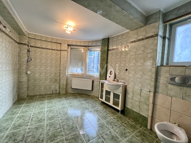 Casa, 8 camere Bucuresti/Beller