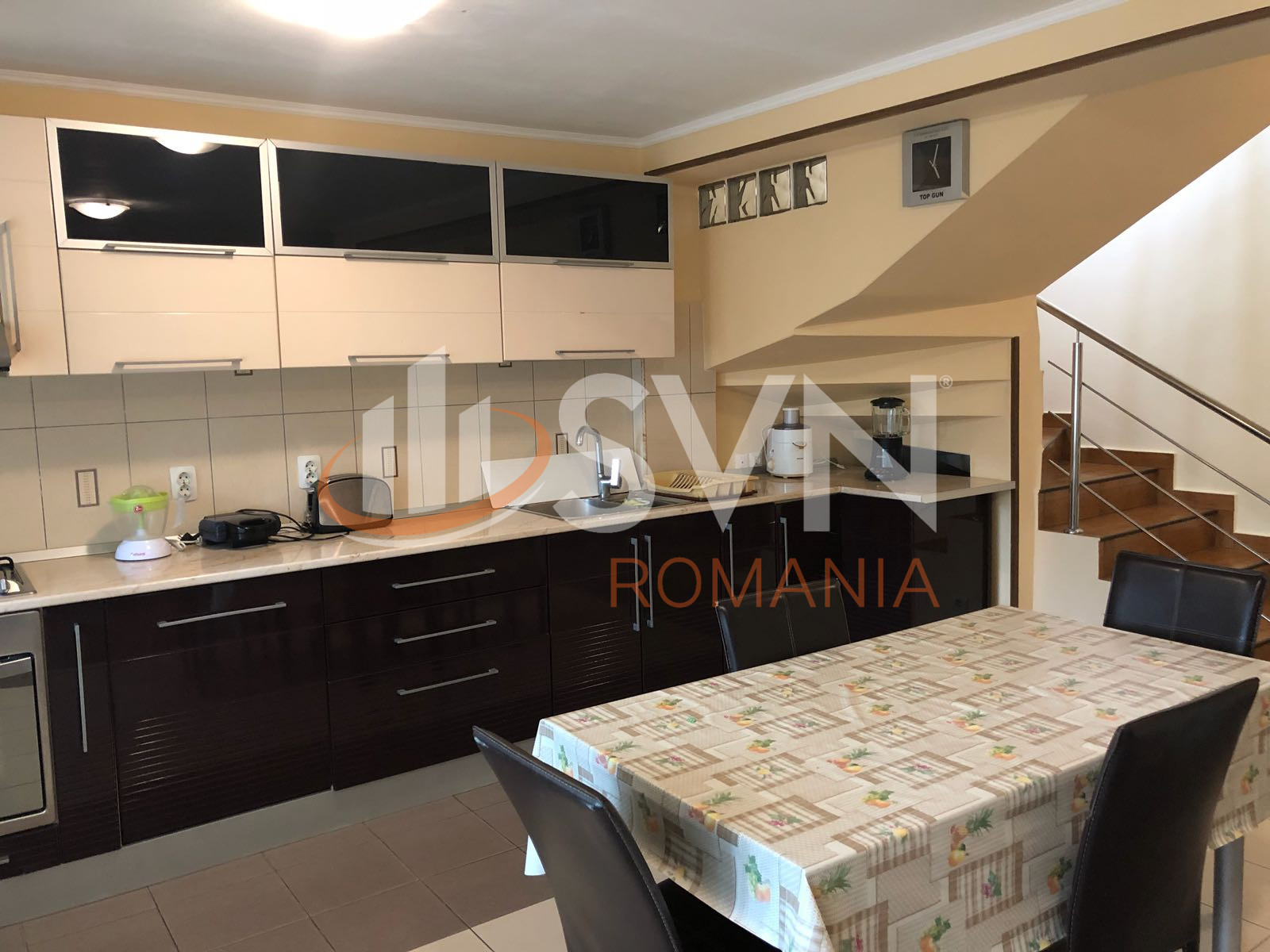 Casa, 8 camere Bucuresti/Titan