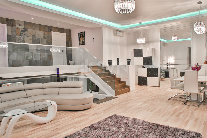 Casa, 8 camere Bucuresti/Pipera