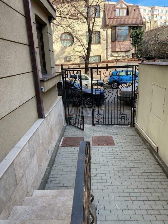 Casa, 8 camere Bucuresti/Stefan Cel Mare