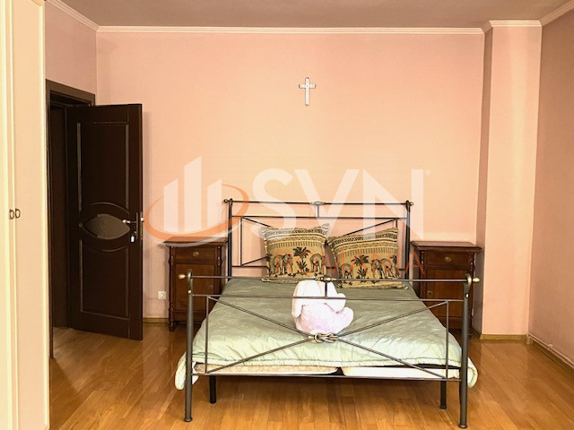 Casa, 8 camere Bucuresti/Calea Calarasilor