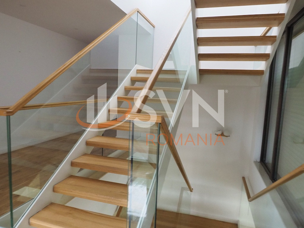 Casa, 8 camere Bucuresti/Pipera