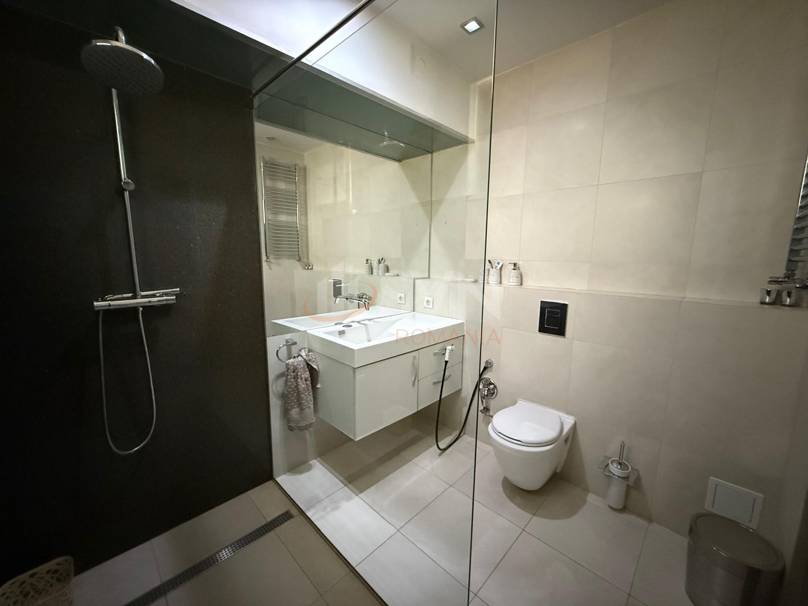 Casa, 8 camere Bucuresti/Colentina