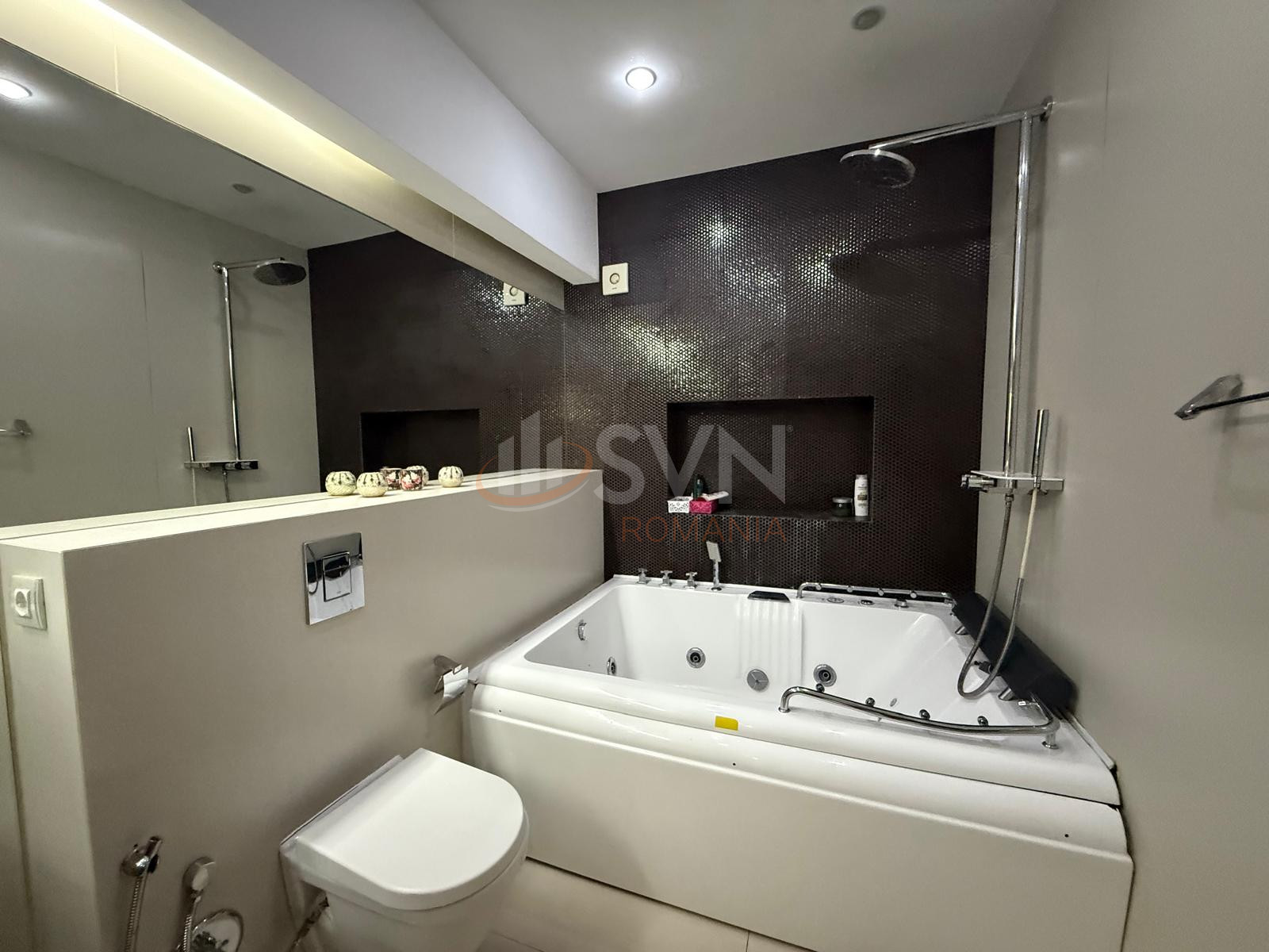 Casa, 8 camere Bucuresti/Colentina