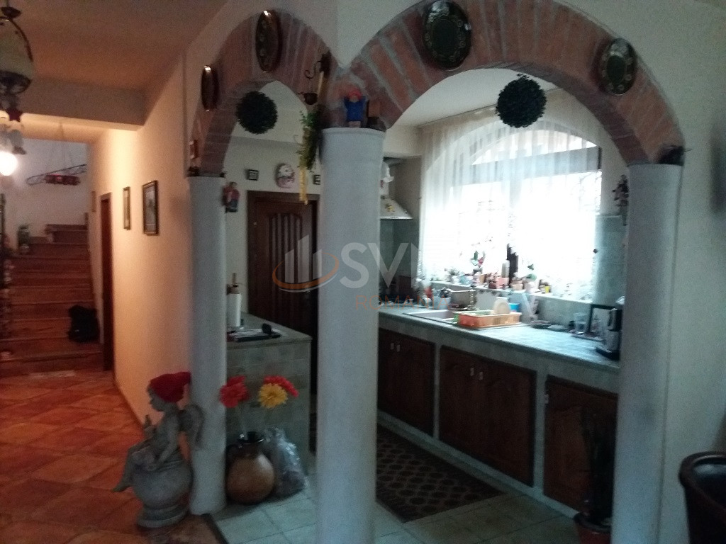 Casa, 8 camere Cluj/Gruia