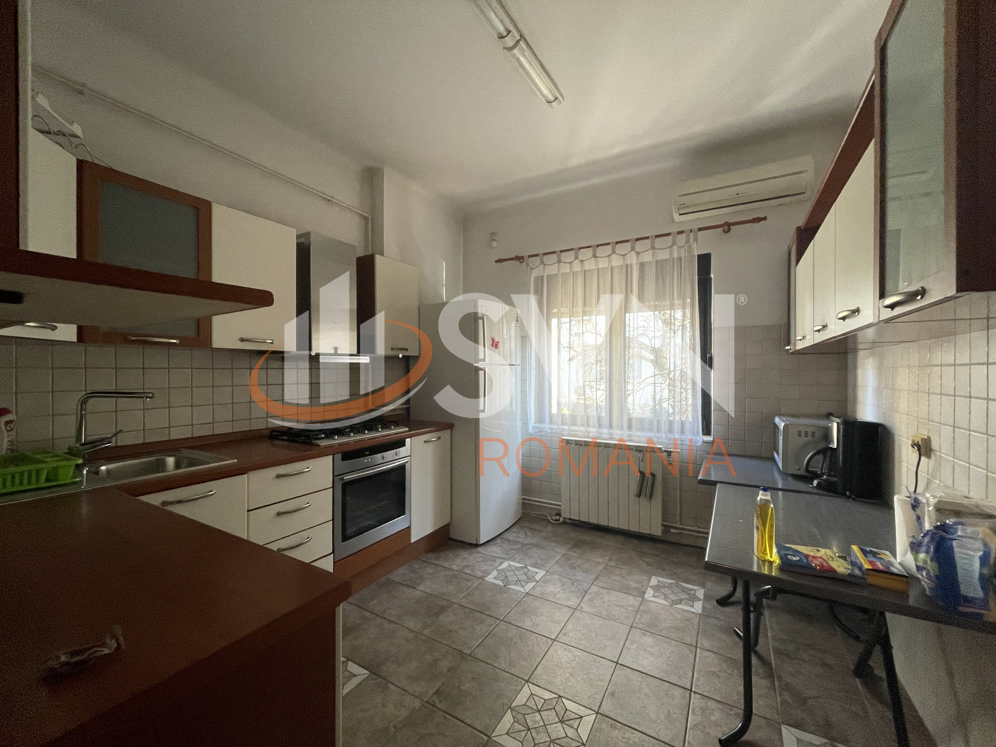 Casa, 8 camere Bucuresti/Aviatorilor