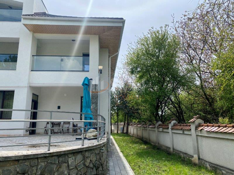 Casa, 8 camere Bucuresti/Pipera