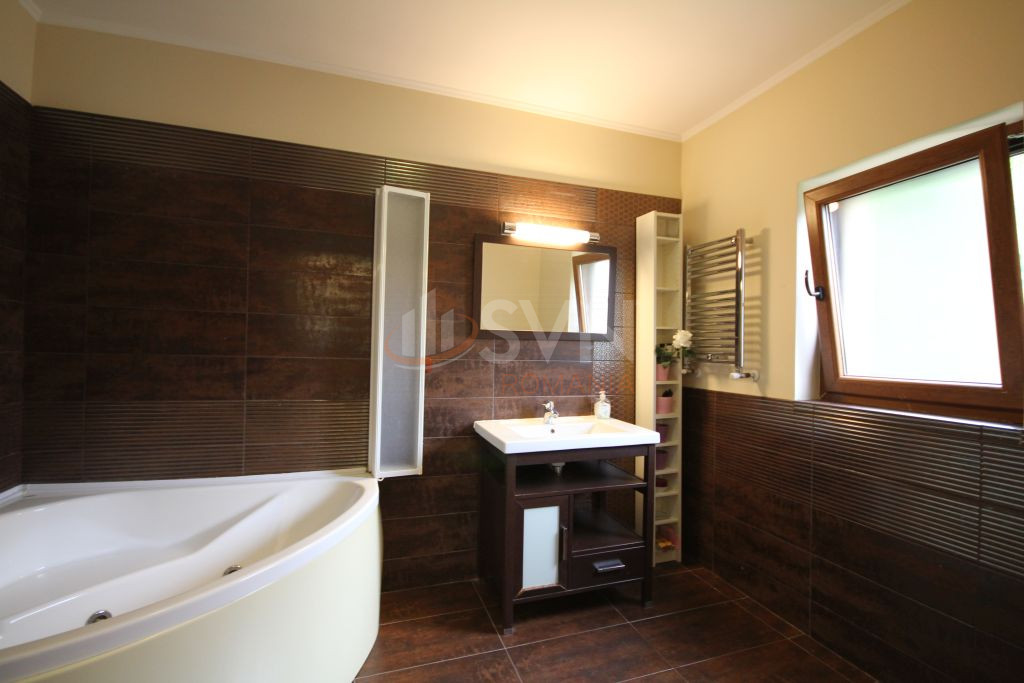 Casa, 8 camere Bucuresti/Pipera