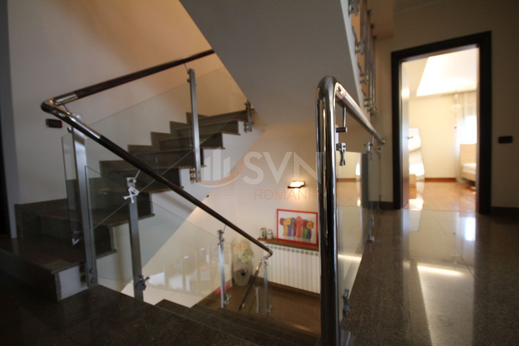 Casa, 8 camere Bucuresti/Pipera
