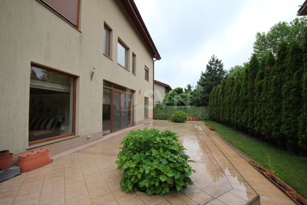 Casa, 8 camere Bucuresti/Pipera