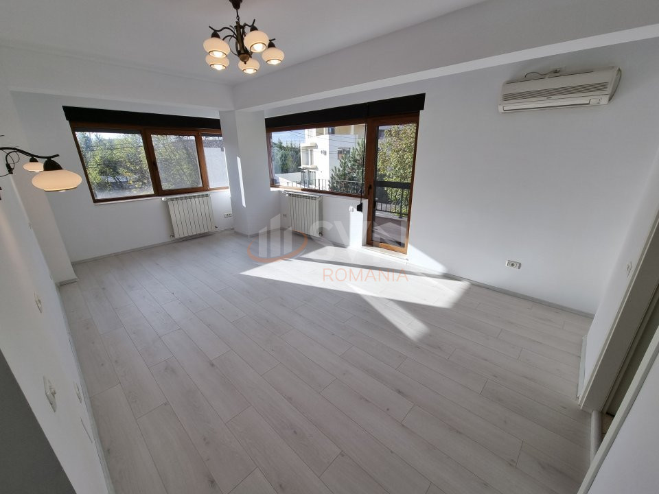 Casa, 8 camere Bucuresti/Bucurestii Noi