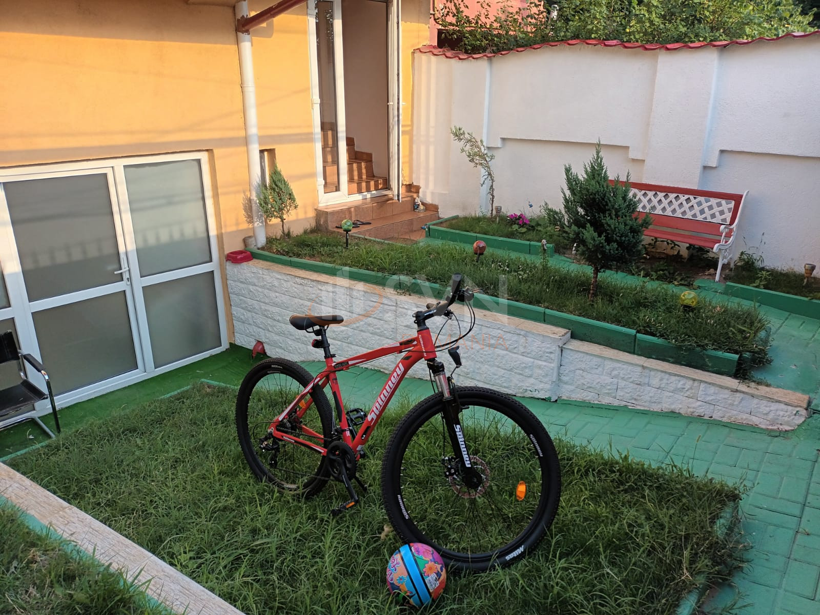 Casa, 8 camere Bucuresti/Fundeni