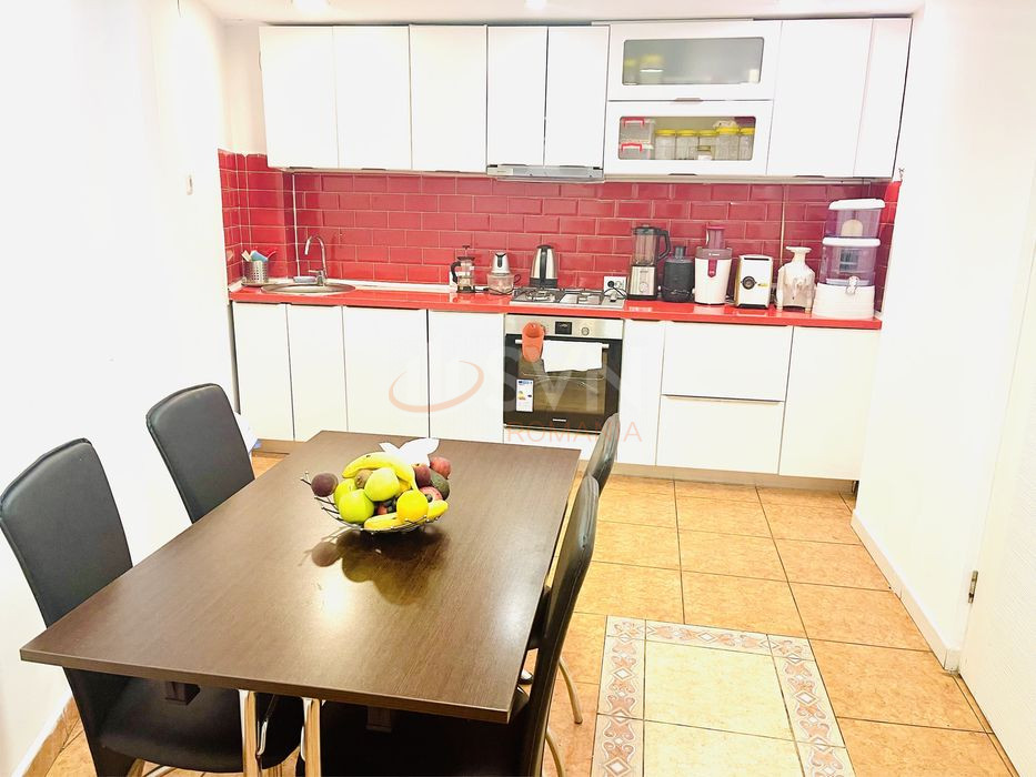 Casa, 8 camere Bucuresti/Fundeni