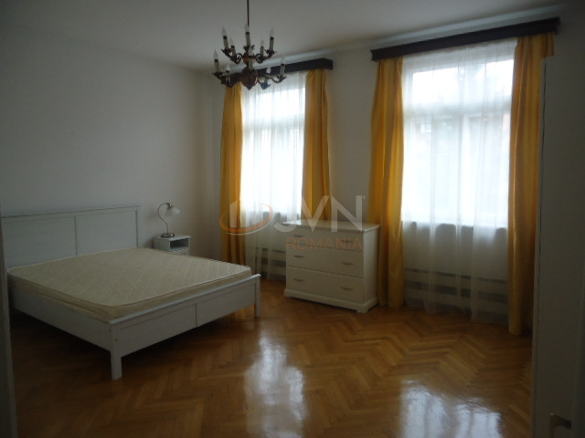 Casa, 8 camere Bucuresti/Aviatorilor