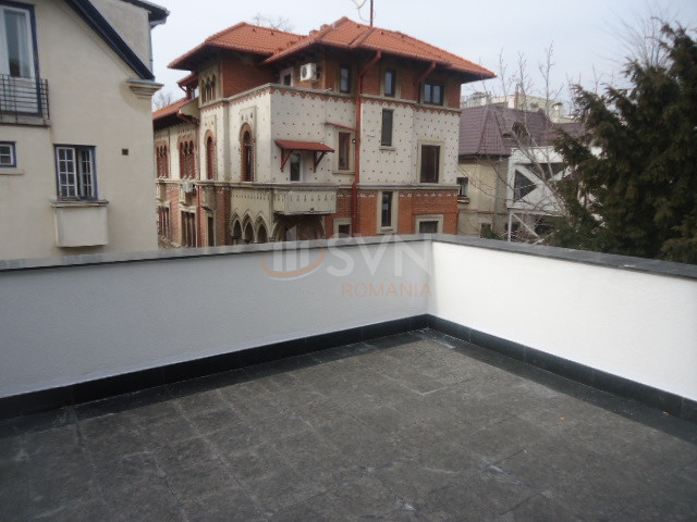 Casa, 8 camere Bucuresti/Aviatorilor