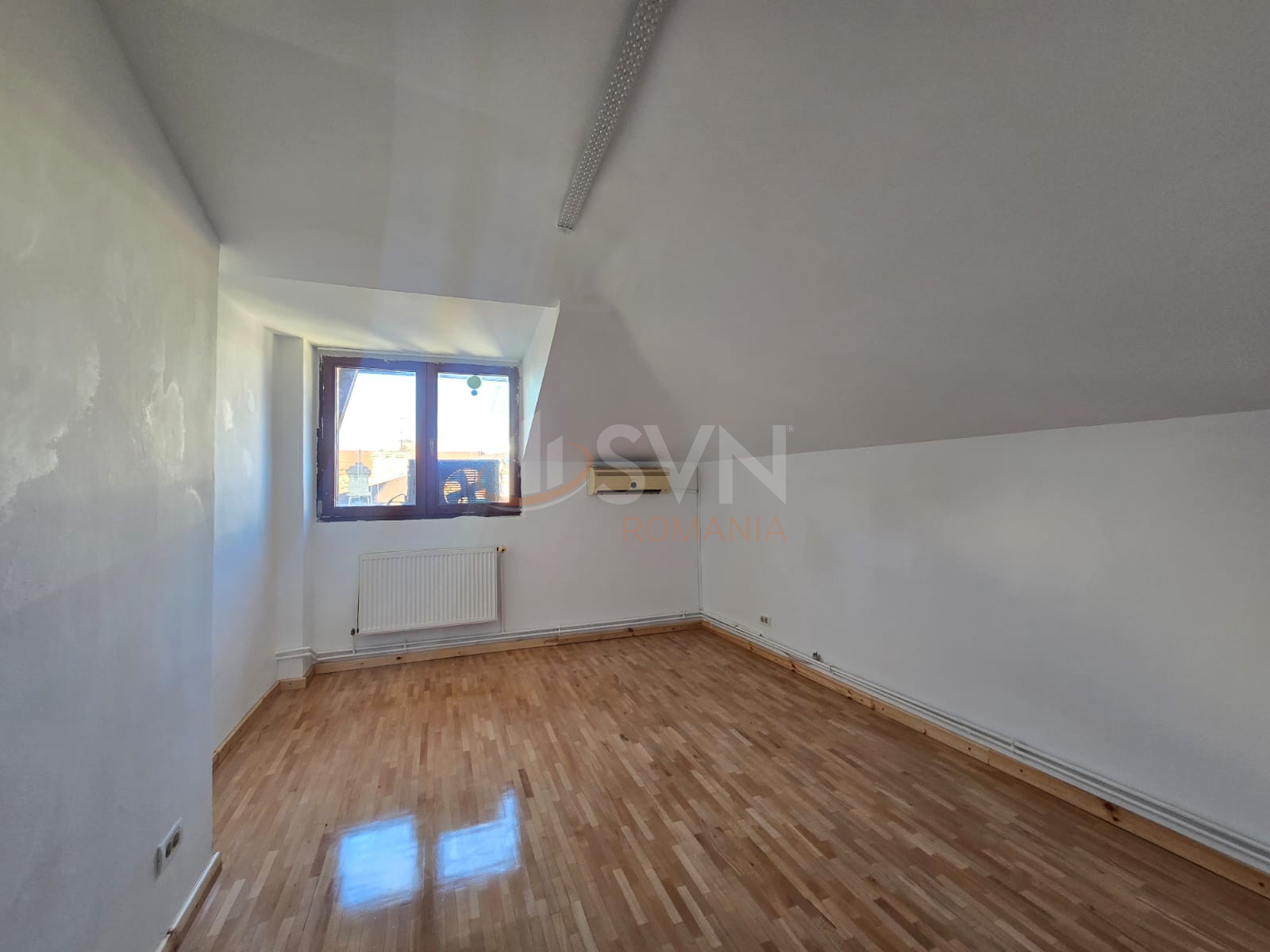 Casa, 8 camere Bucuresti/Piata Unirii (s3)