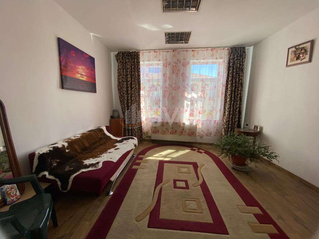 Casa, 8 camere Bucuresti/Dacia