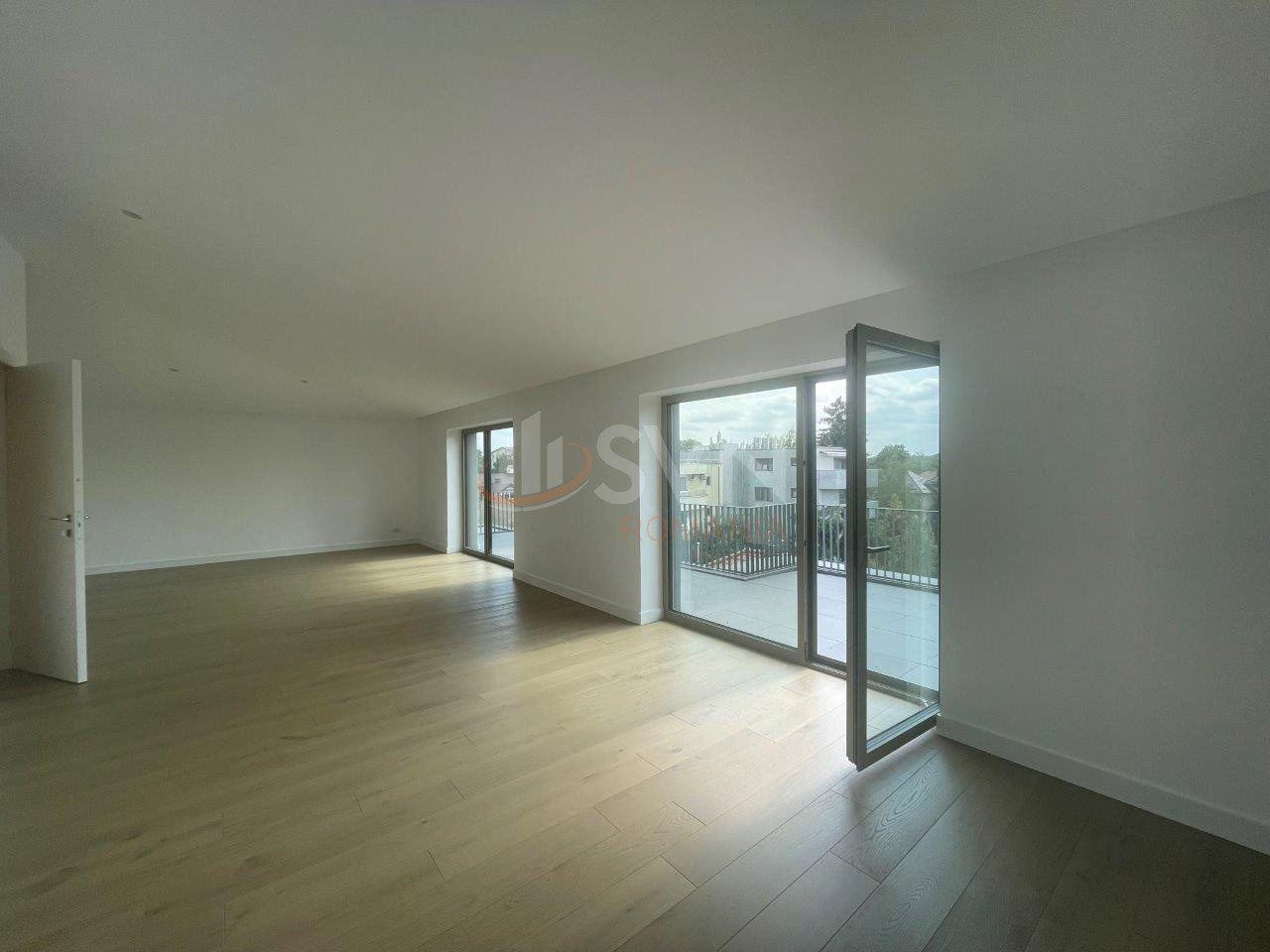 Casa, 8 camere Bucuresti/Domenii