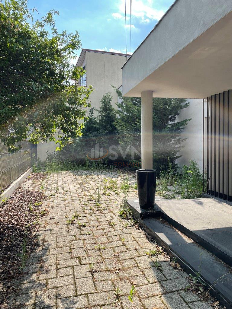 Casa, 8 camere Bucuresti/Vatra Luminoasa