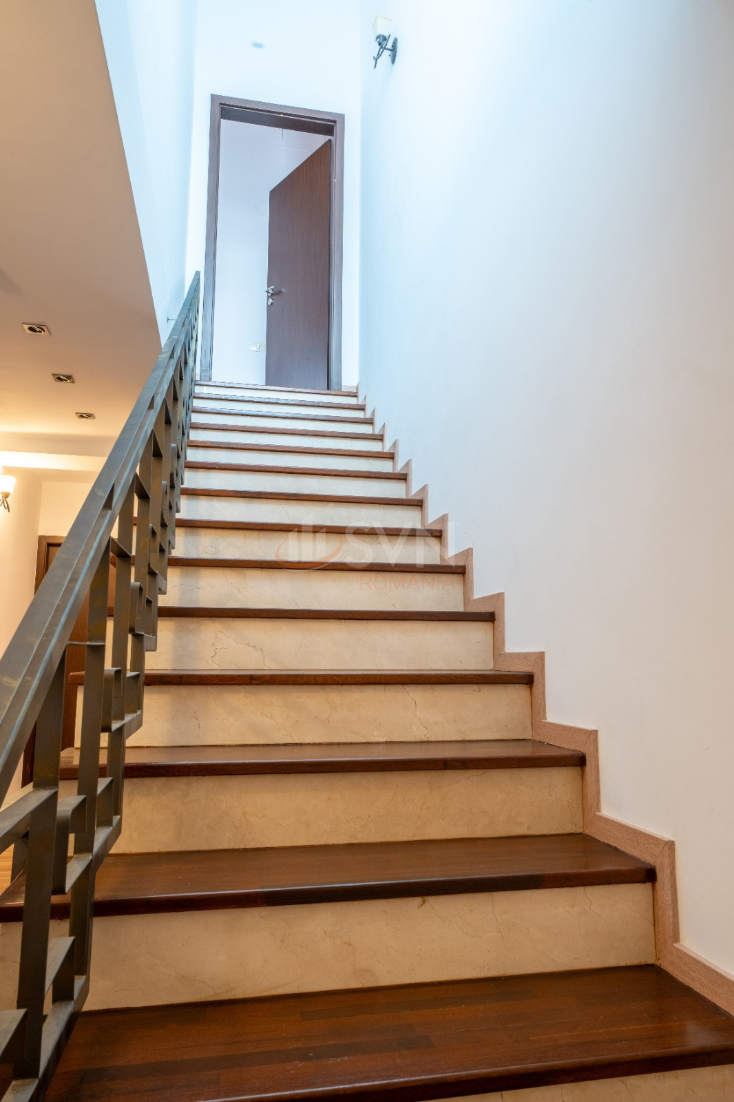 Casa, 8 camere Bucuresti/Aparatorii Patriei