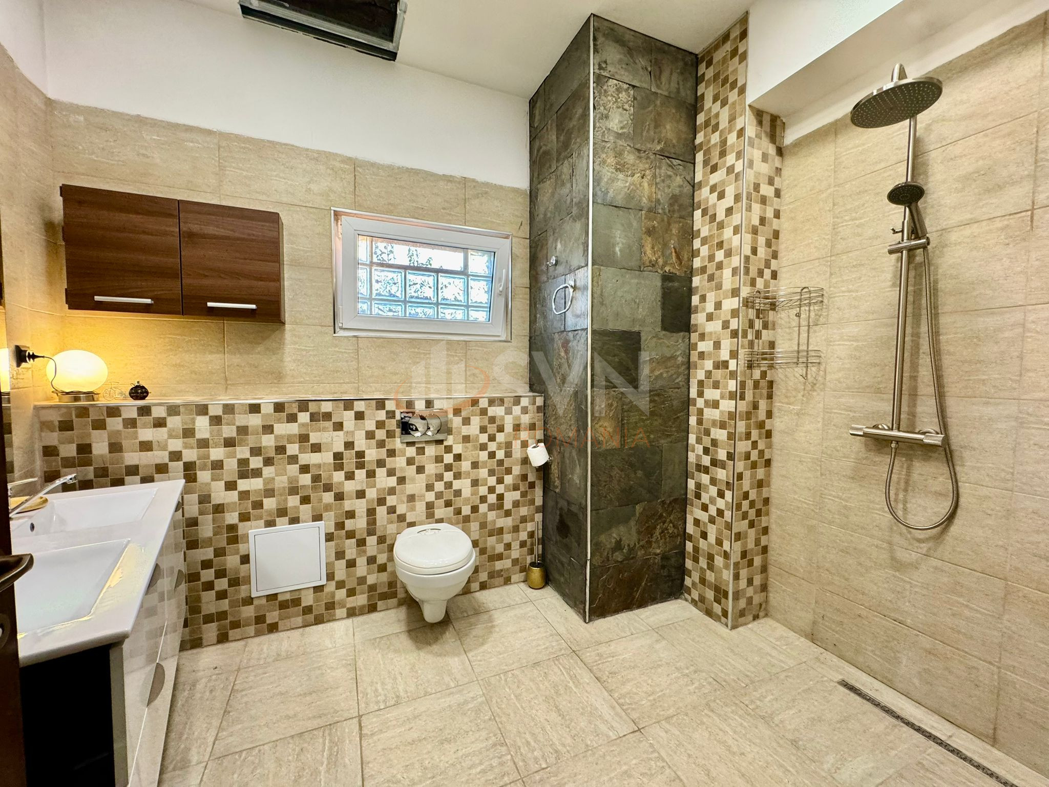 Casa, 8 camere Bucuresti/Colentina