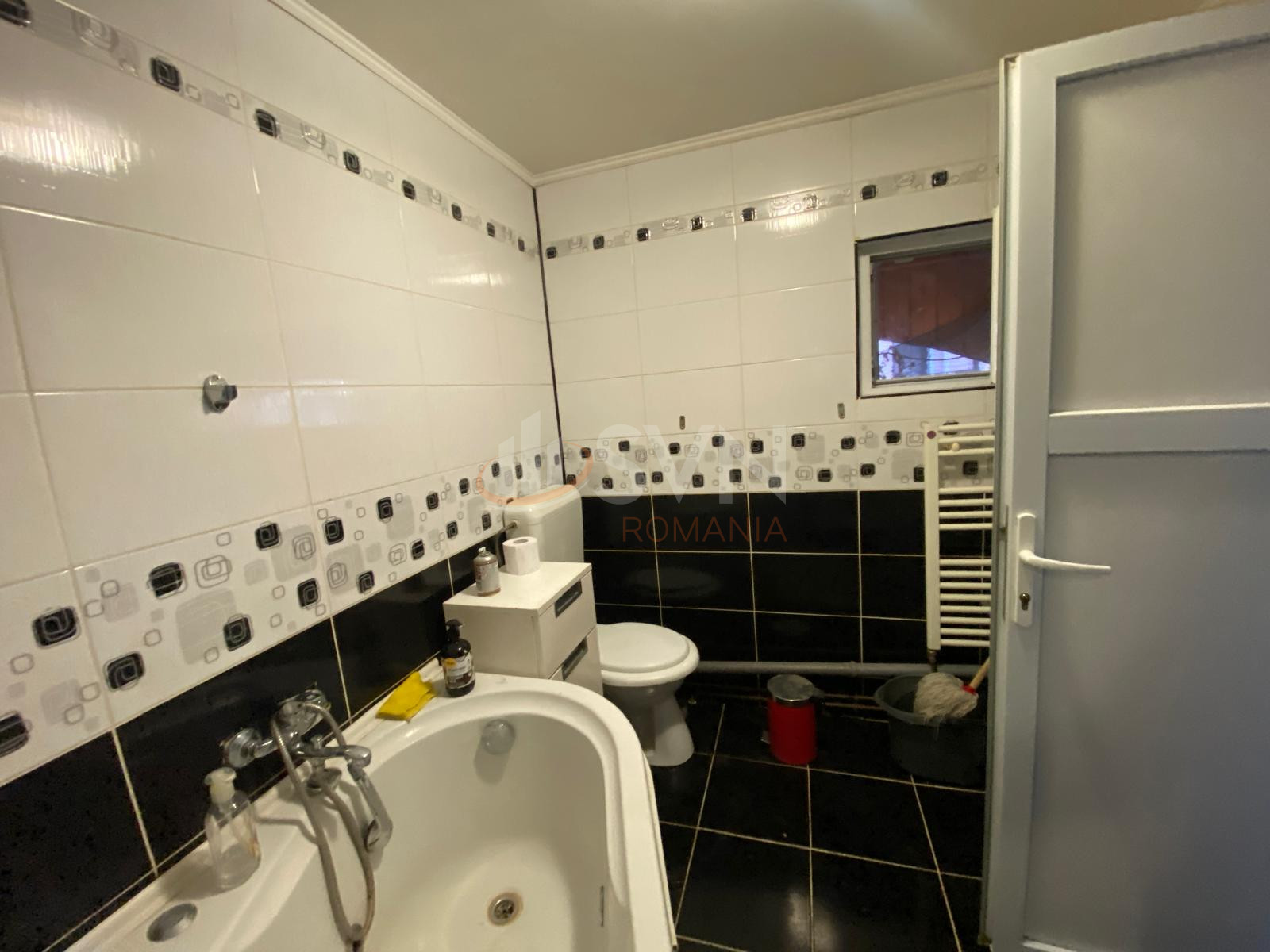 Casa, 8 camere Bucuresti/Giulesti