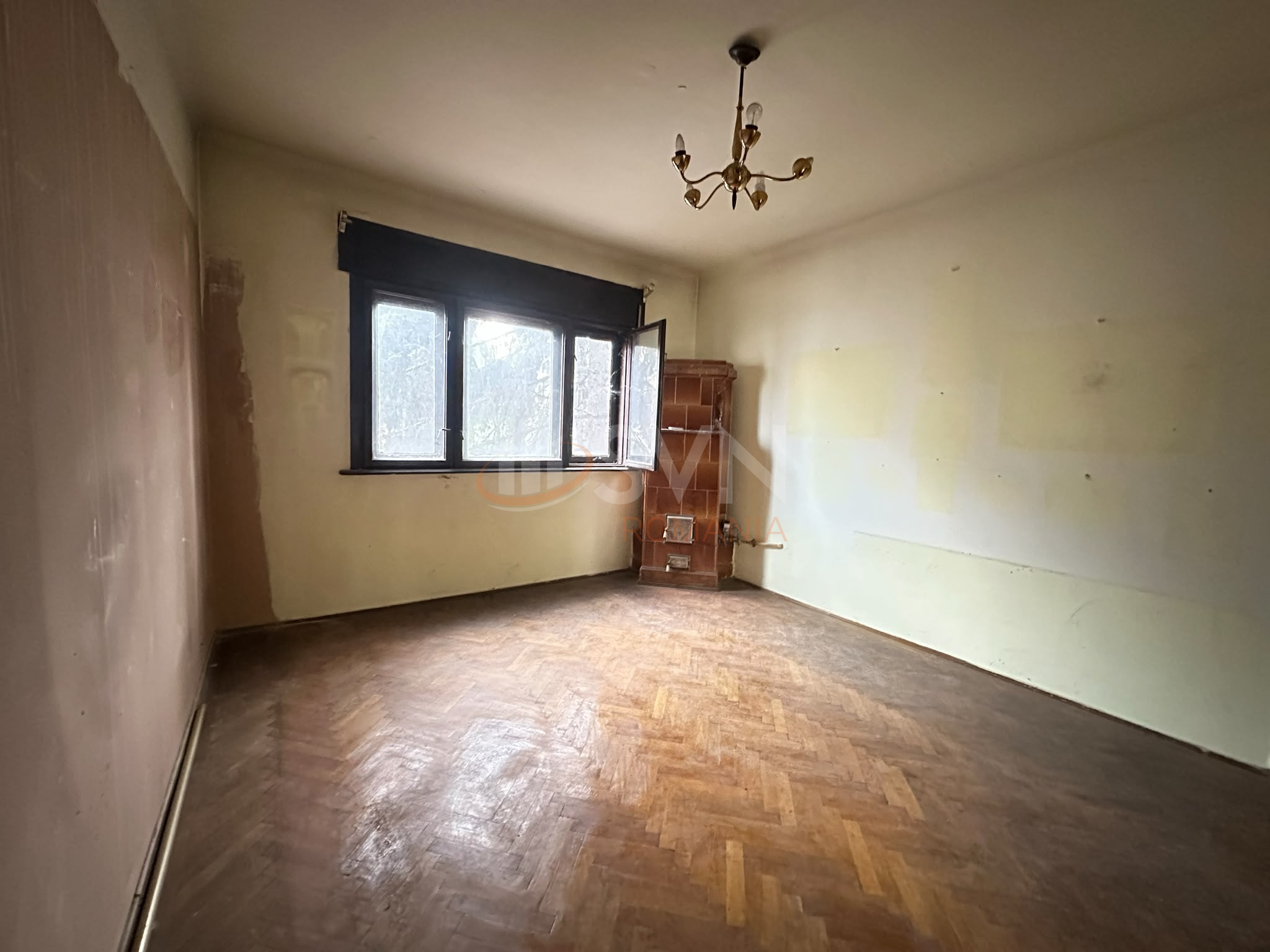 Casa, 8 camere Bucuresti/P-ta Alba Iulia