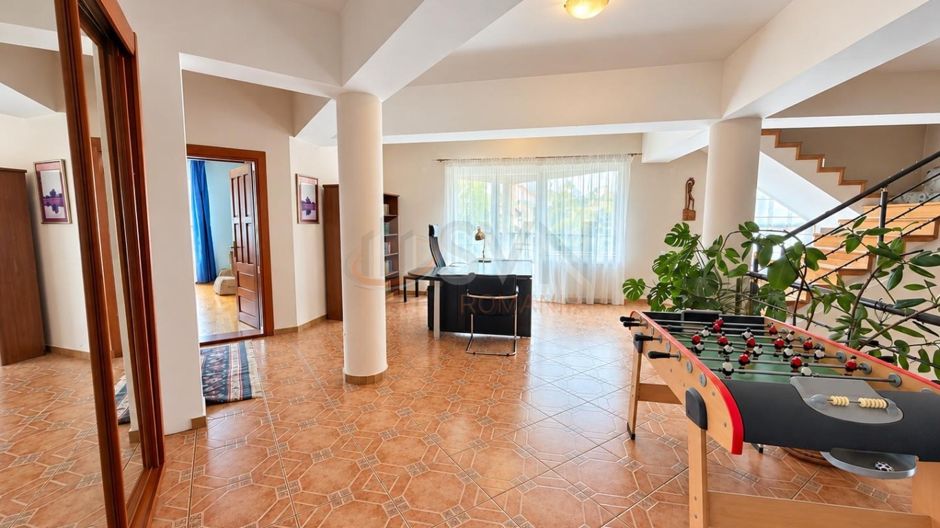 Casa, 8 camere Bucuresti/Lujerului