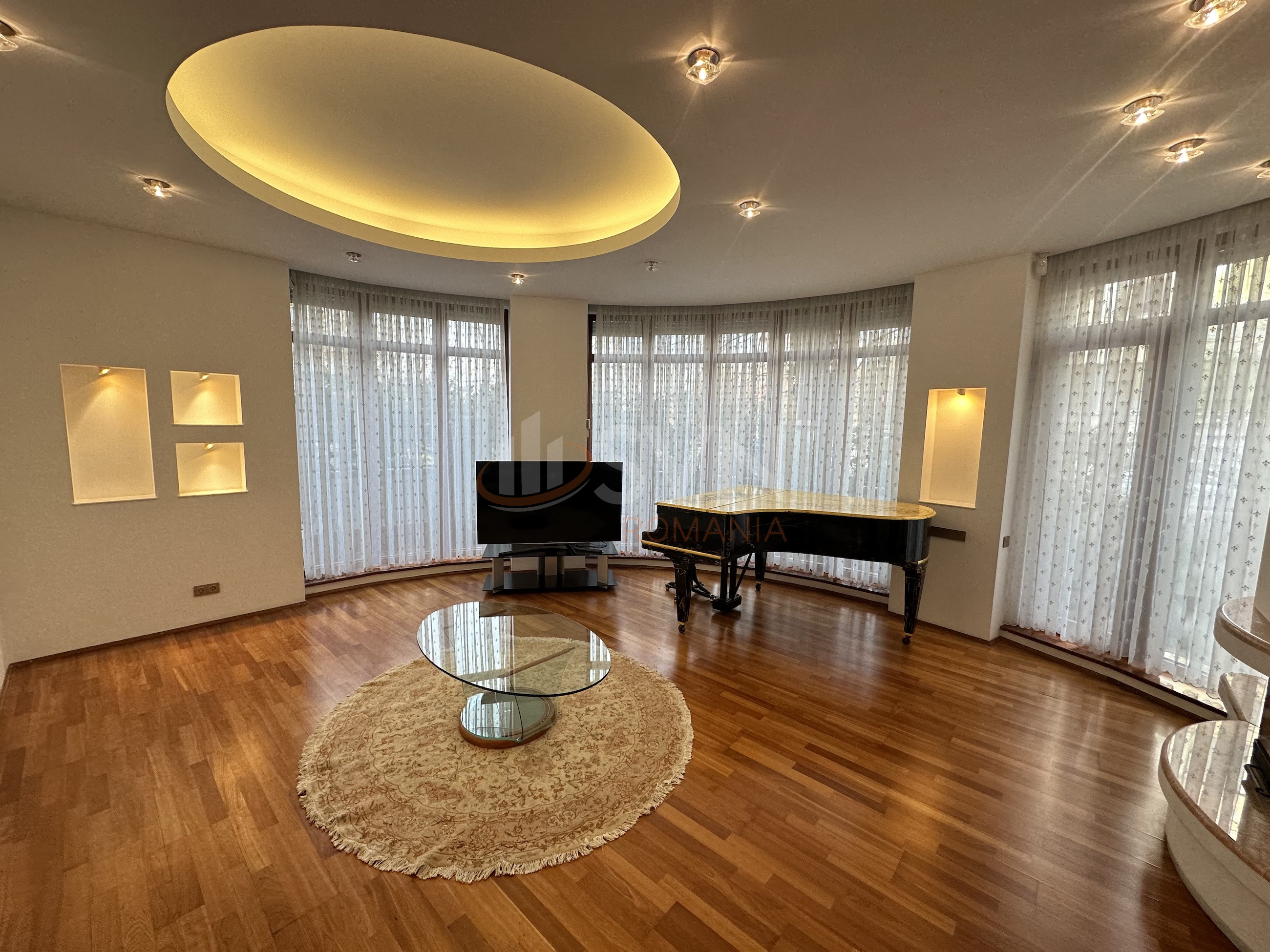 Casa, 8 camere Bucuresti/Primaverii