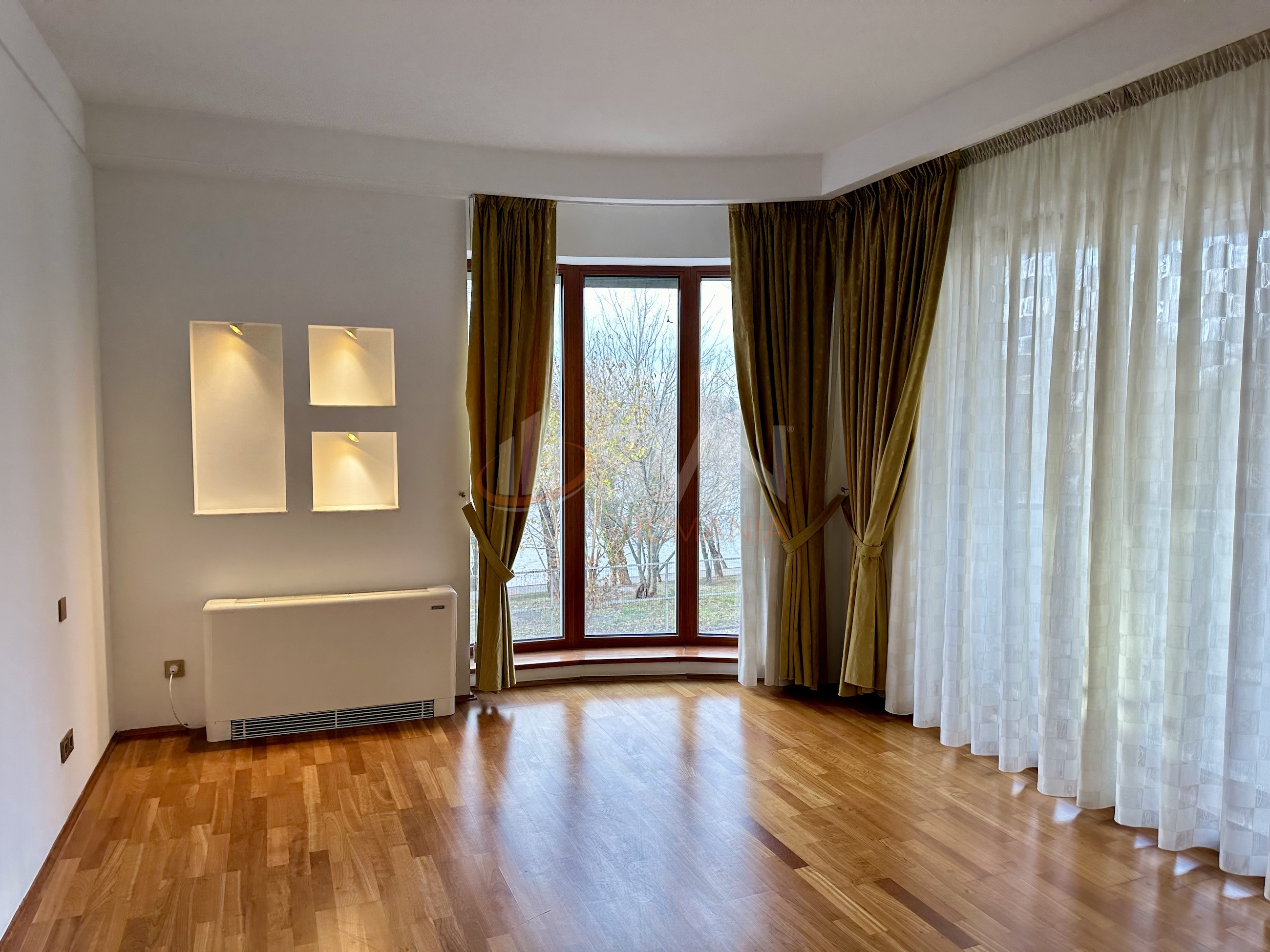Casa, 8 camere Bucuresti/Primaverii