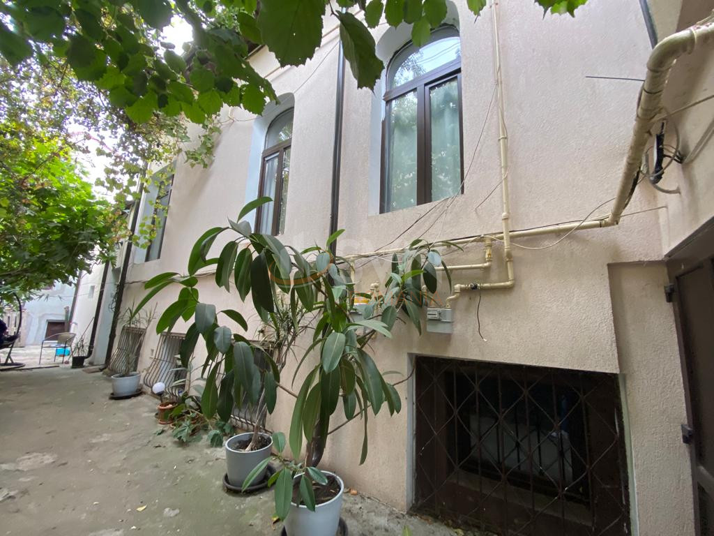 Casa, 8 camere Bucuresti/Regina Maria
