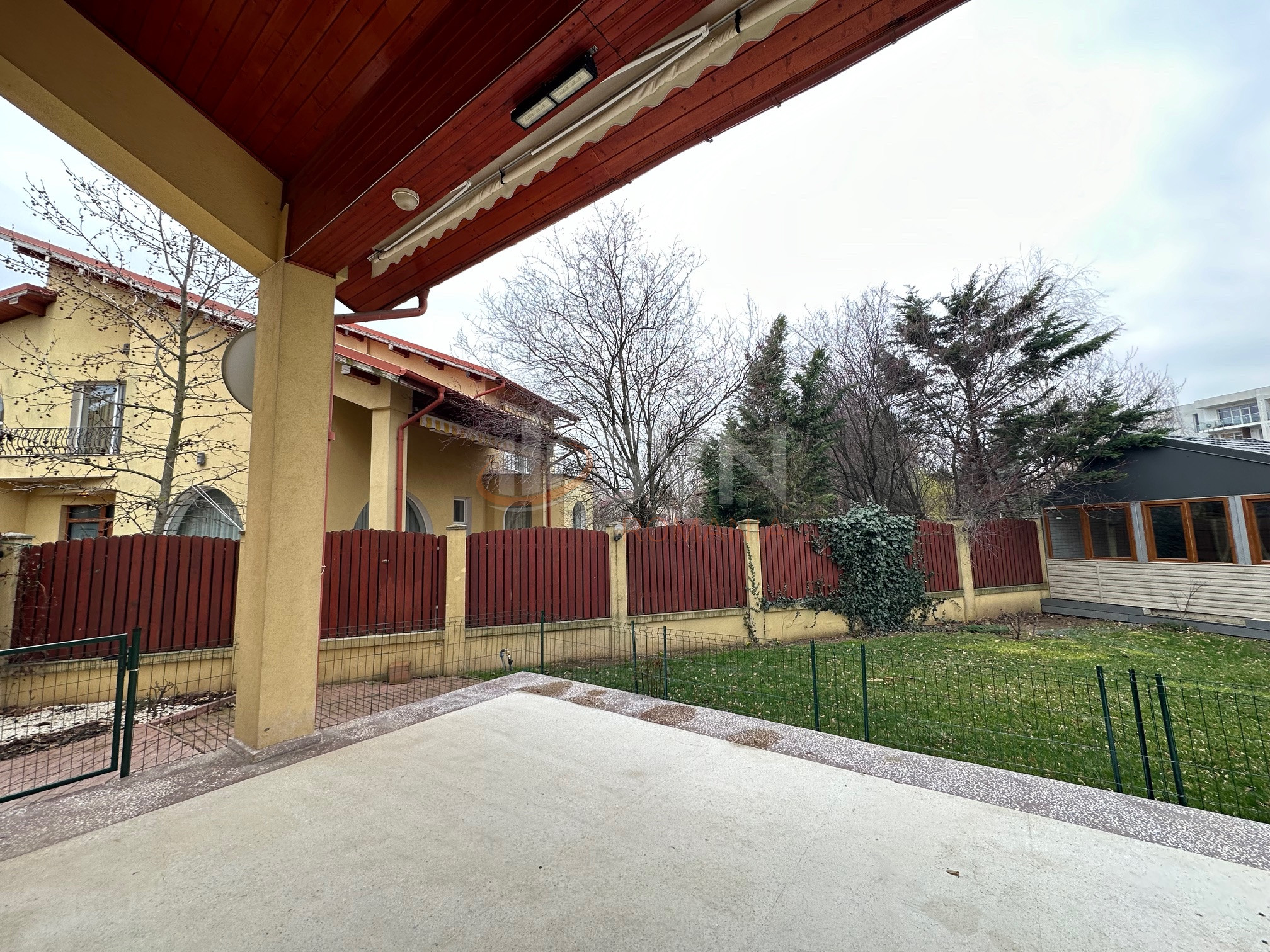Casa, 8 camere Bucuresti/Iancu Nicolae