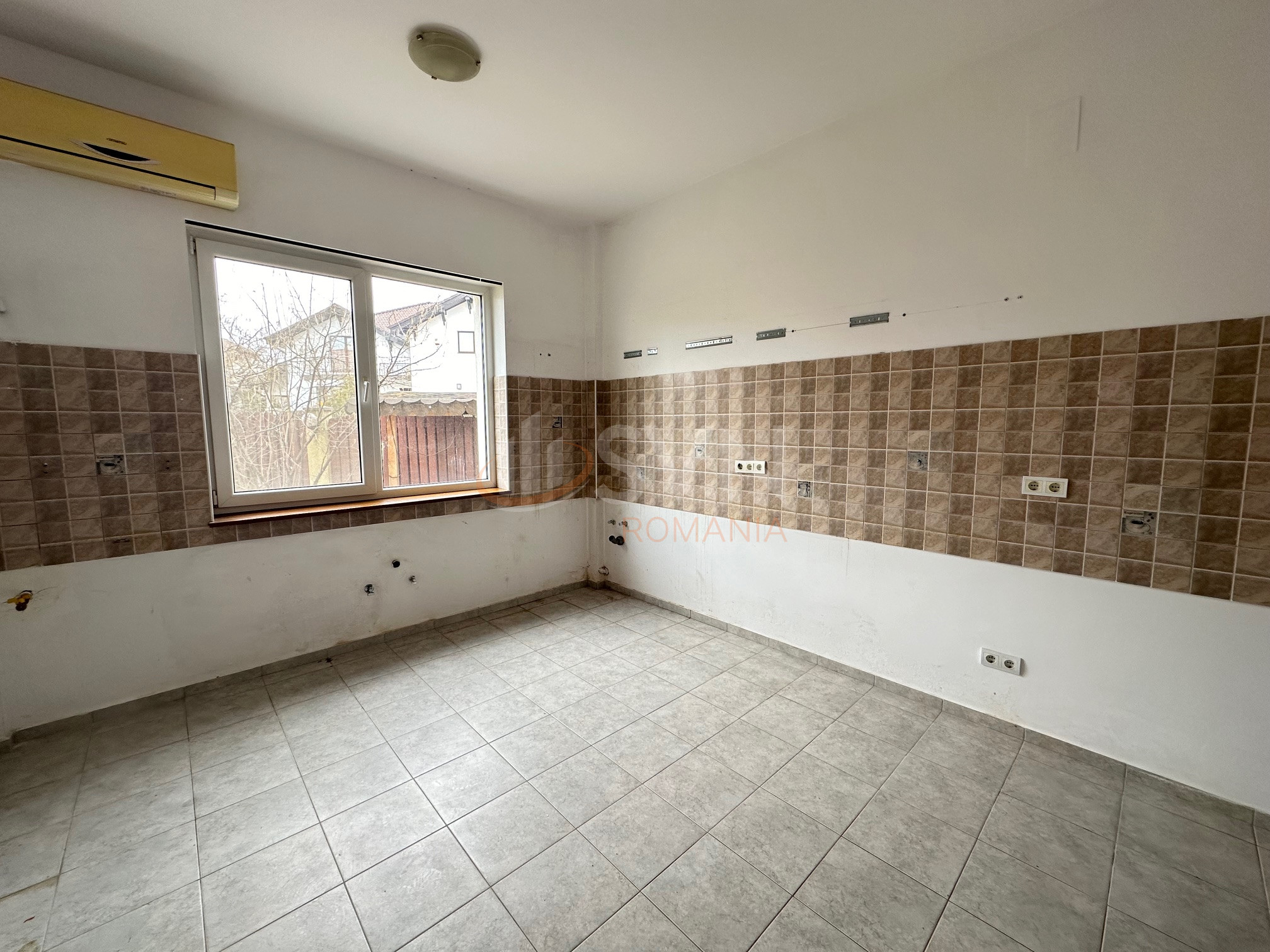 Casa, 8 camere Bucuresti/Iancu Nicolae