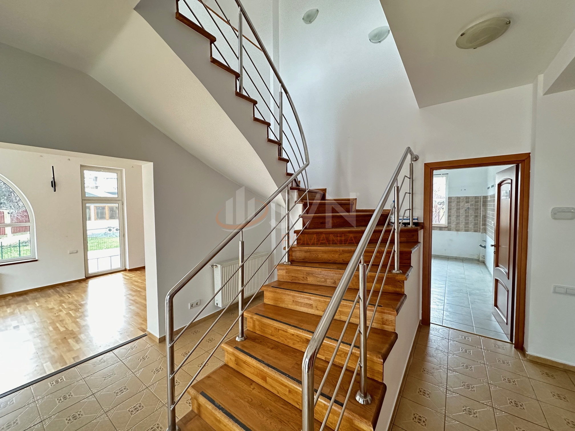 Casa, 8 camere Bucuresti/Iancu Nicolae