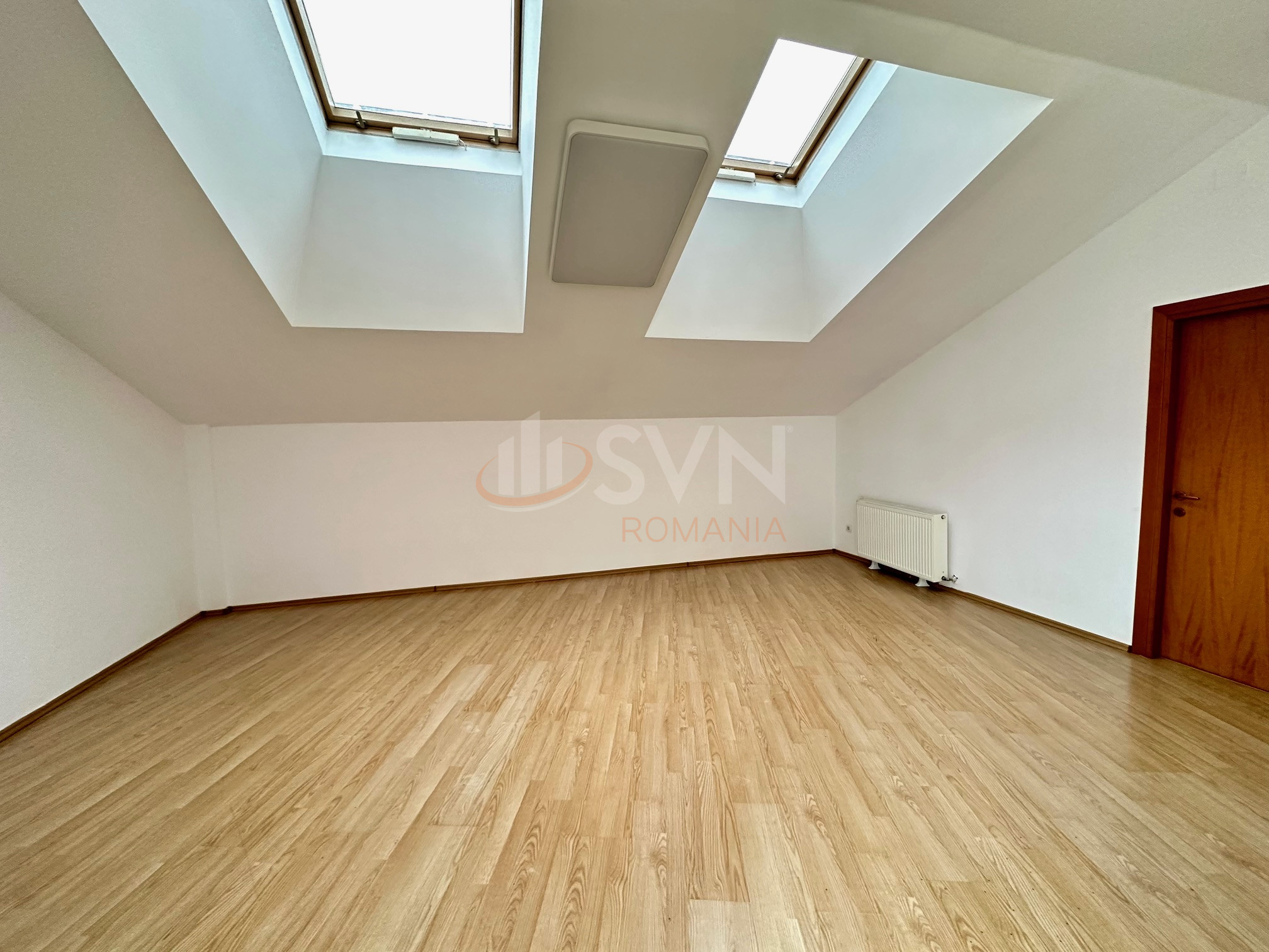 Casa, 8 camere Bucuresti/Iancu Nicolae