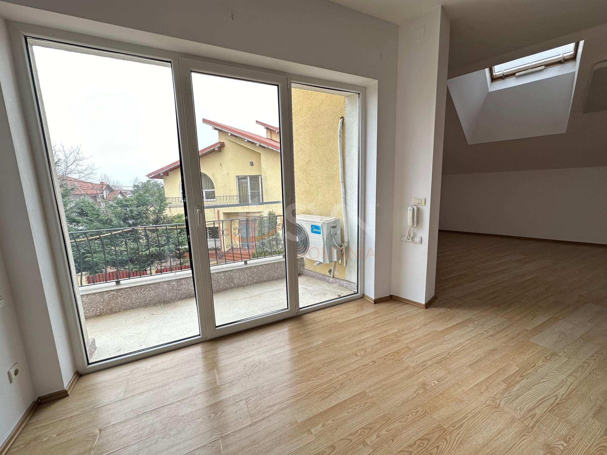 Casa, 8 camere Bucuresti/Iancu Nicolae