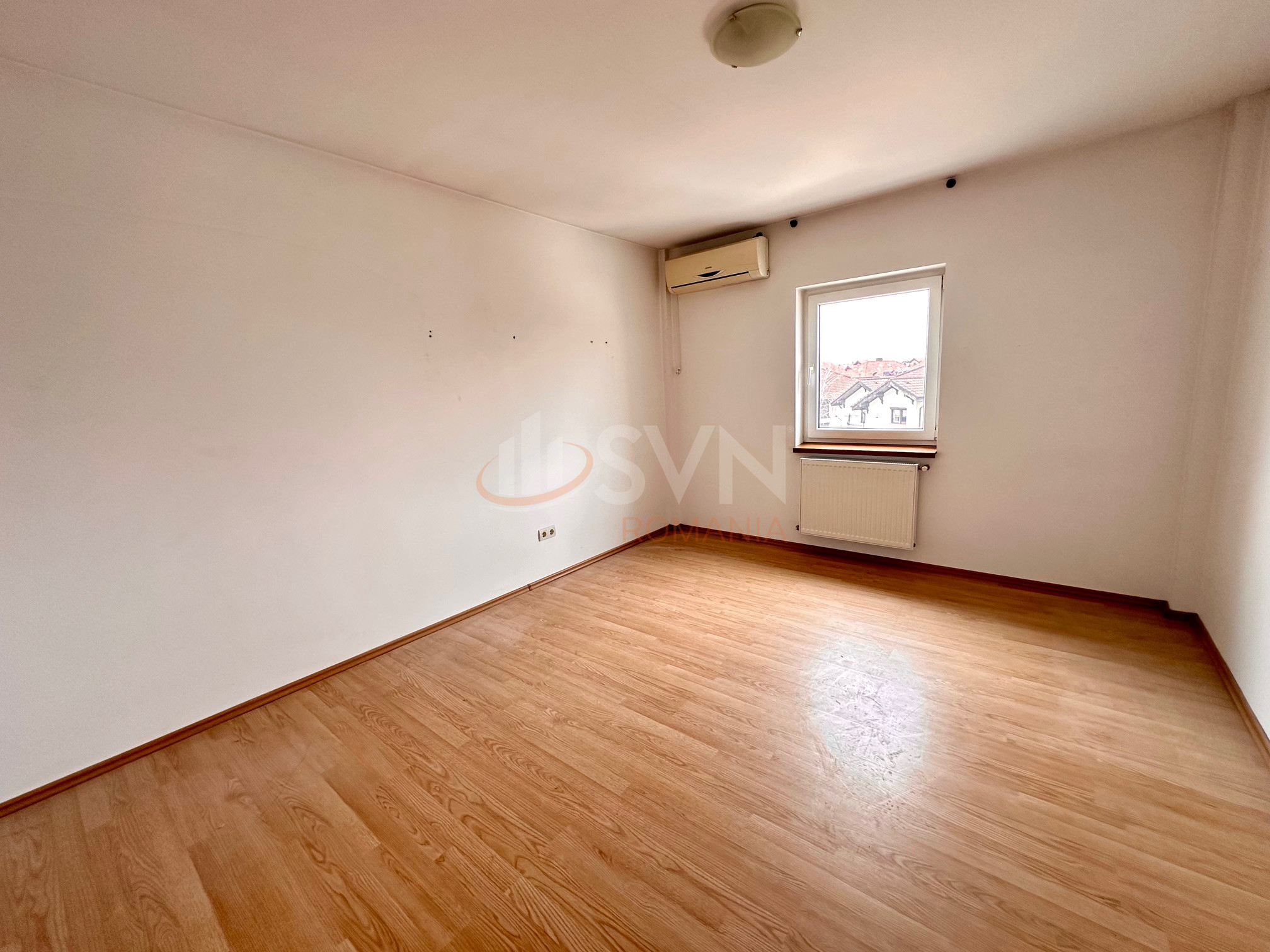 Casa, 8 camere Bucuresti/Iancu Nicolae
