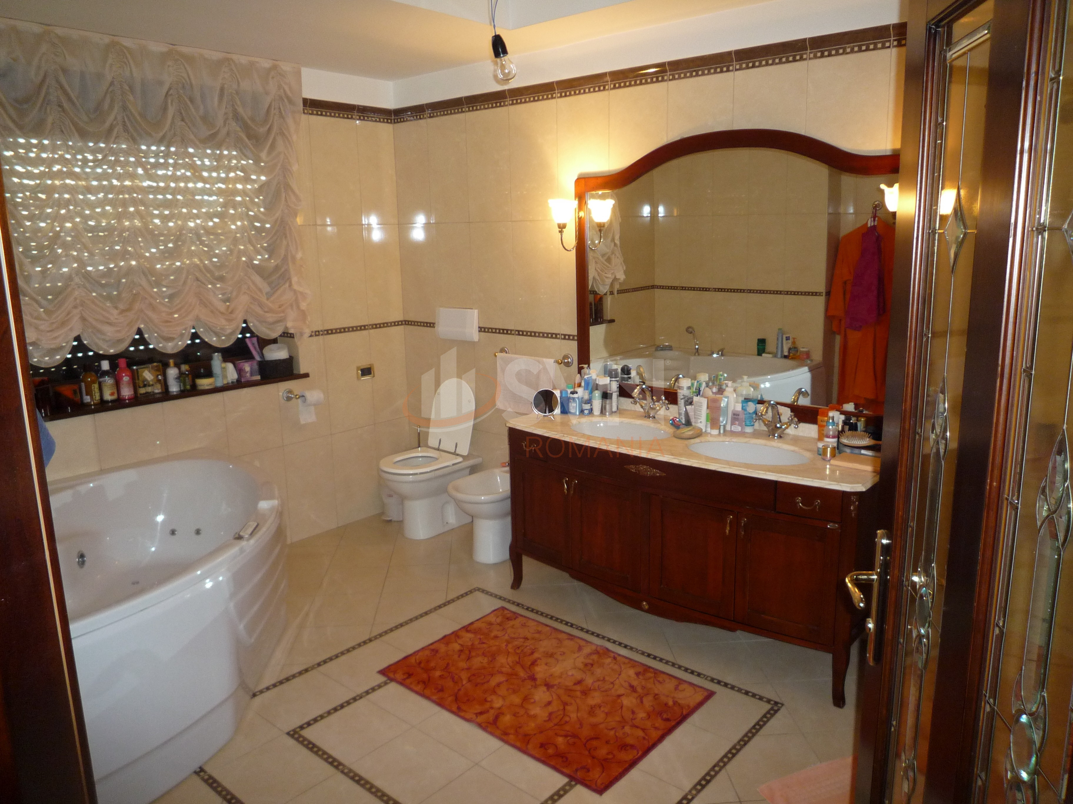 Casa, 8 camere Bucuresti/Pipera