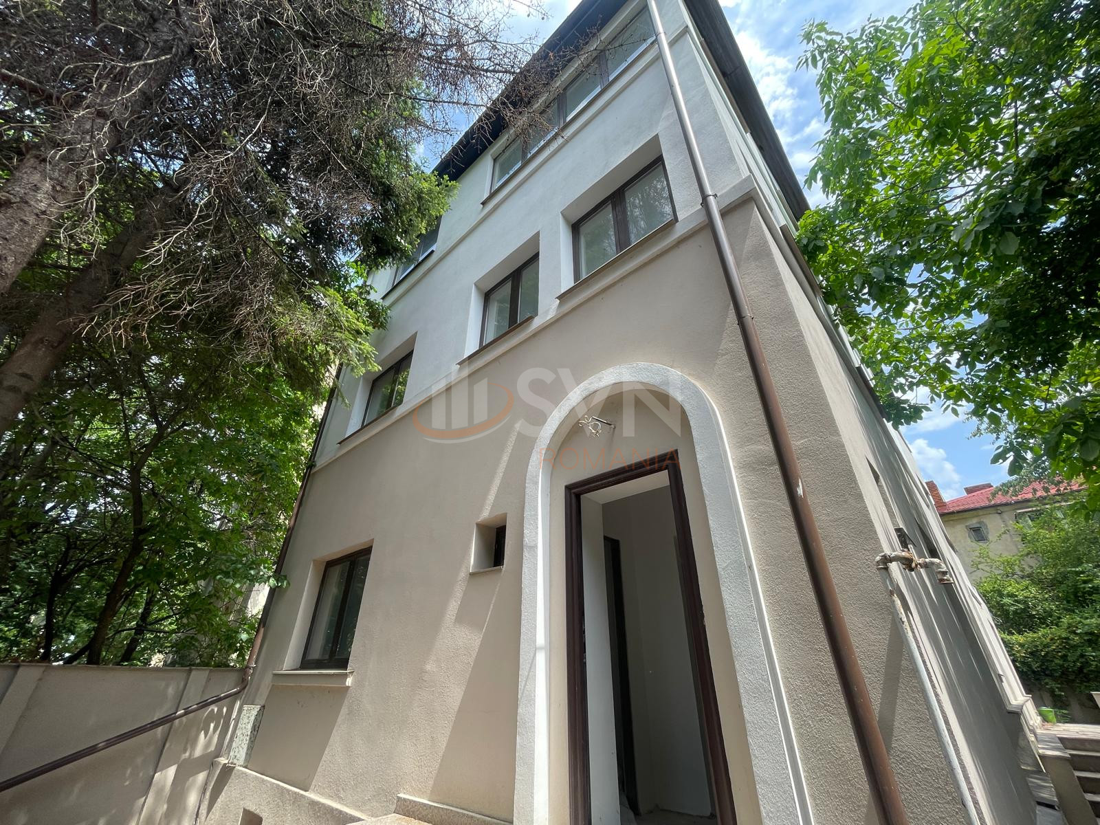 Casa, 8 camere Bucuresti/Primaverii