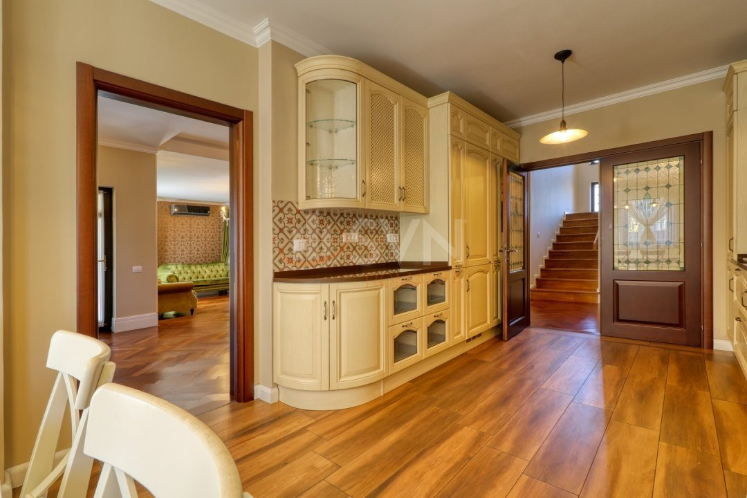 Casa, 8 camere Ilfov/Corbeanca
