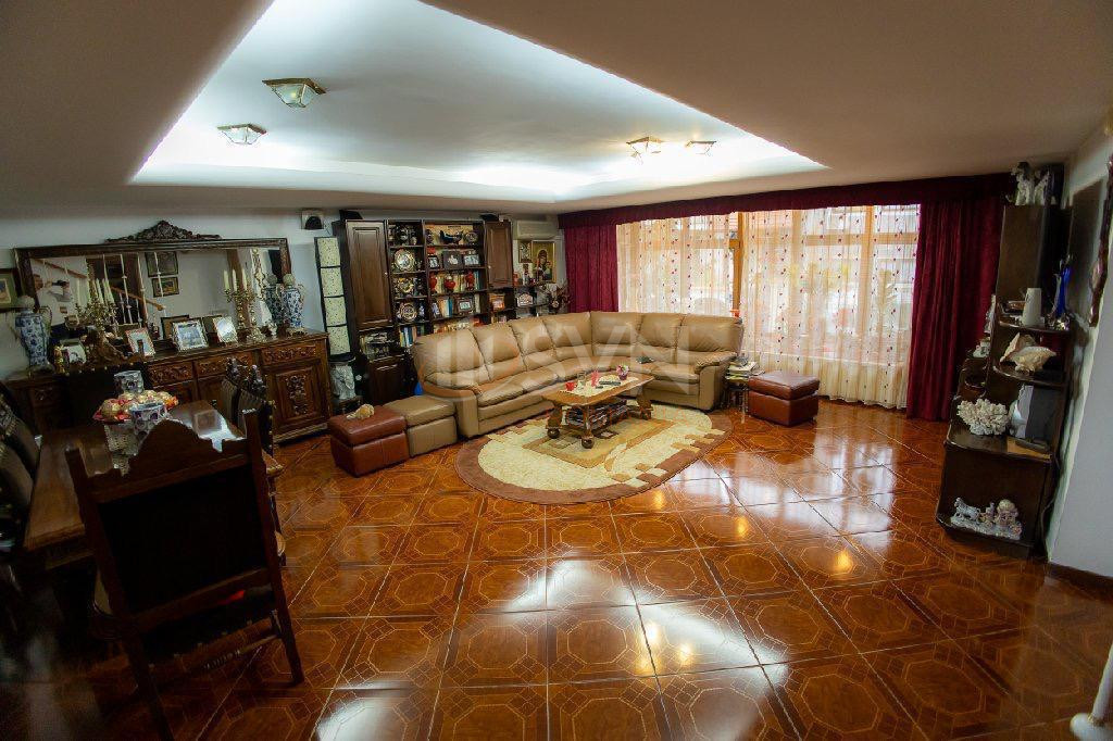 Casa, 8 camere Bucuresti/Cotroceni