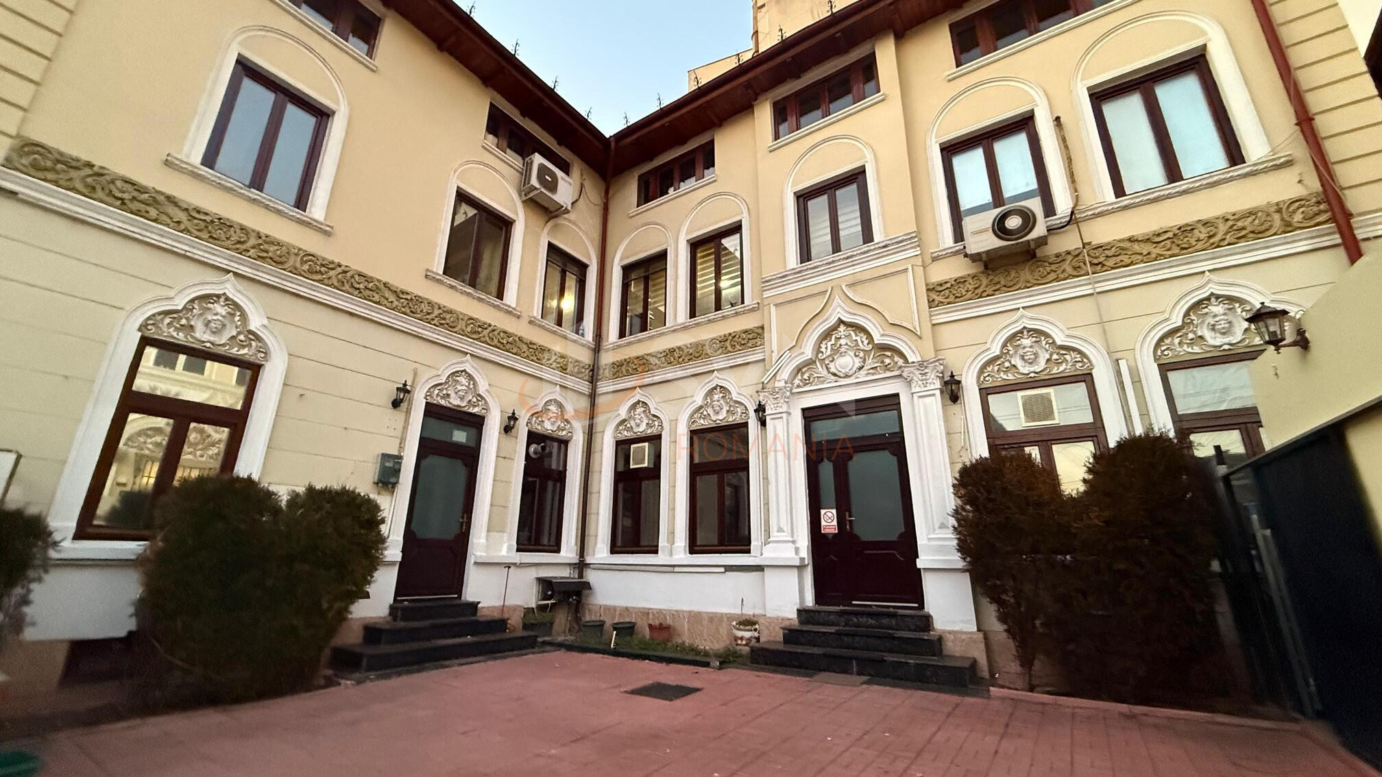 Casa, 8 camere Bucuresti/Piata Unirii (s3)