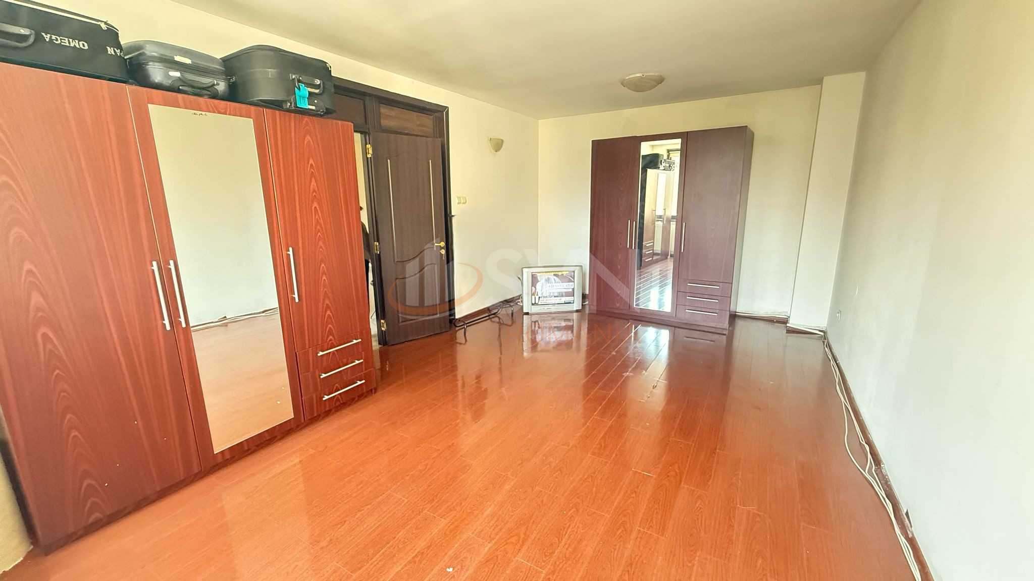 Casa, 8 camere Bucuresti/Piata Unirii (s3)