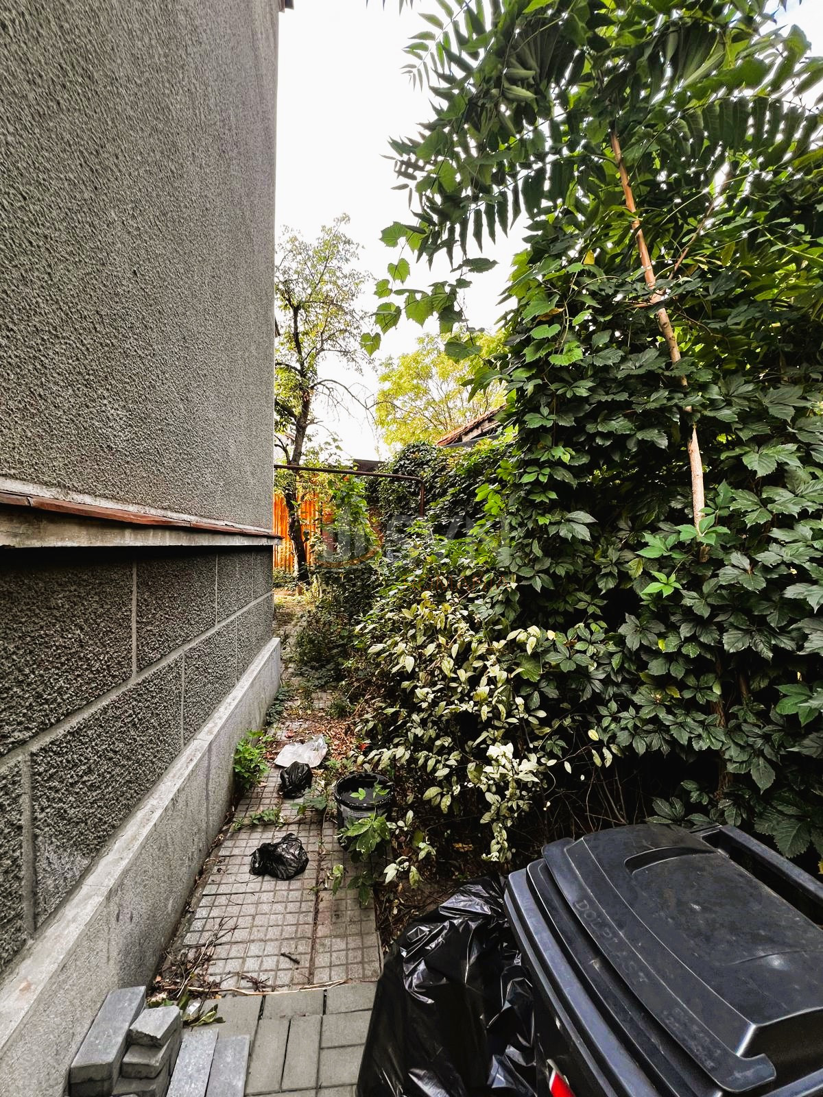 Casa, 8 camere Bucuresti/Domenii